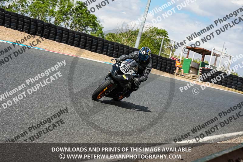 enduro digital images;event digital images;eventdigitalimages;mallory park;mallory park photographs;mallory park trackday;mallory park trackday photographs;no limits trackdays;peter wileman photography;racing digital images;trackday digital images;trackday photos